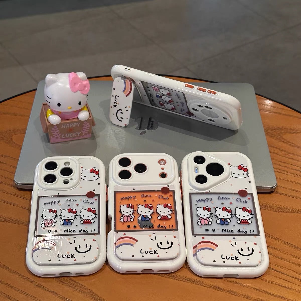 三款带镜面支架的猫咪手机壳