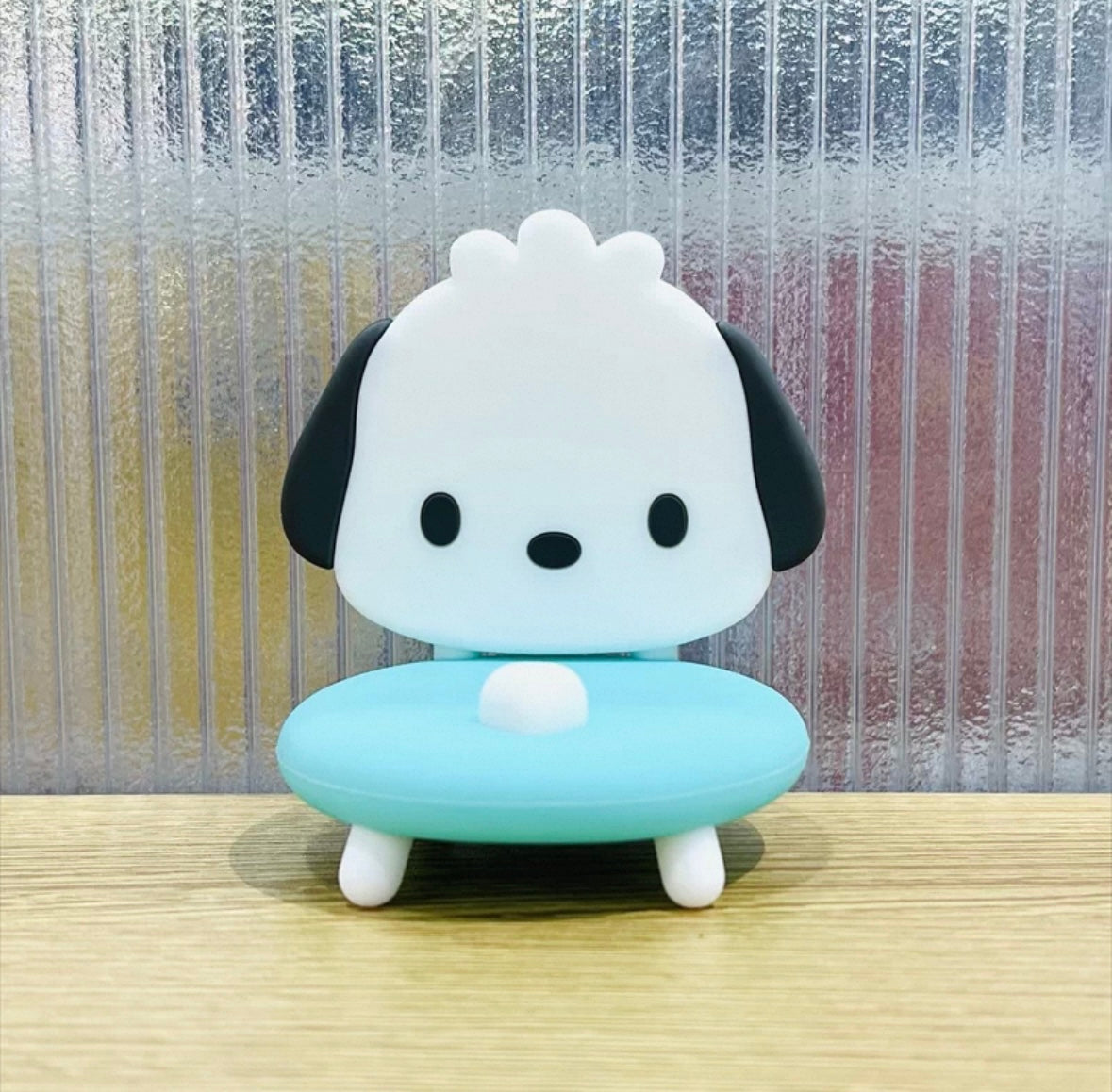 Sanrio Hello Kitty Family Mini Stool Phone Holder & Desktop Ornament