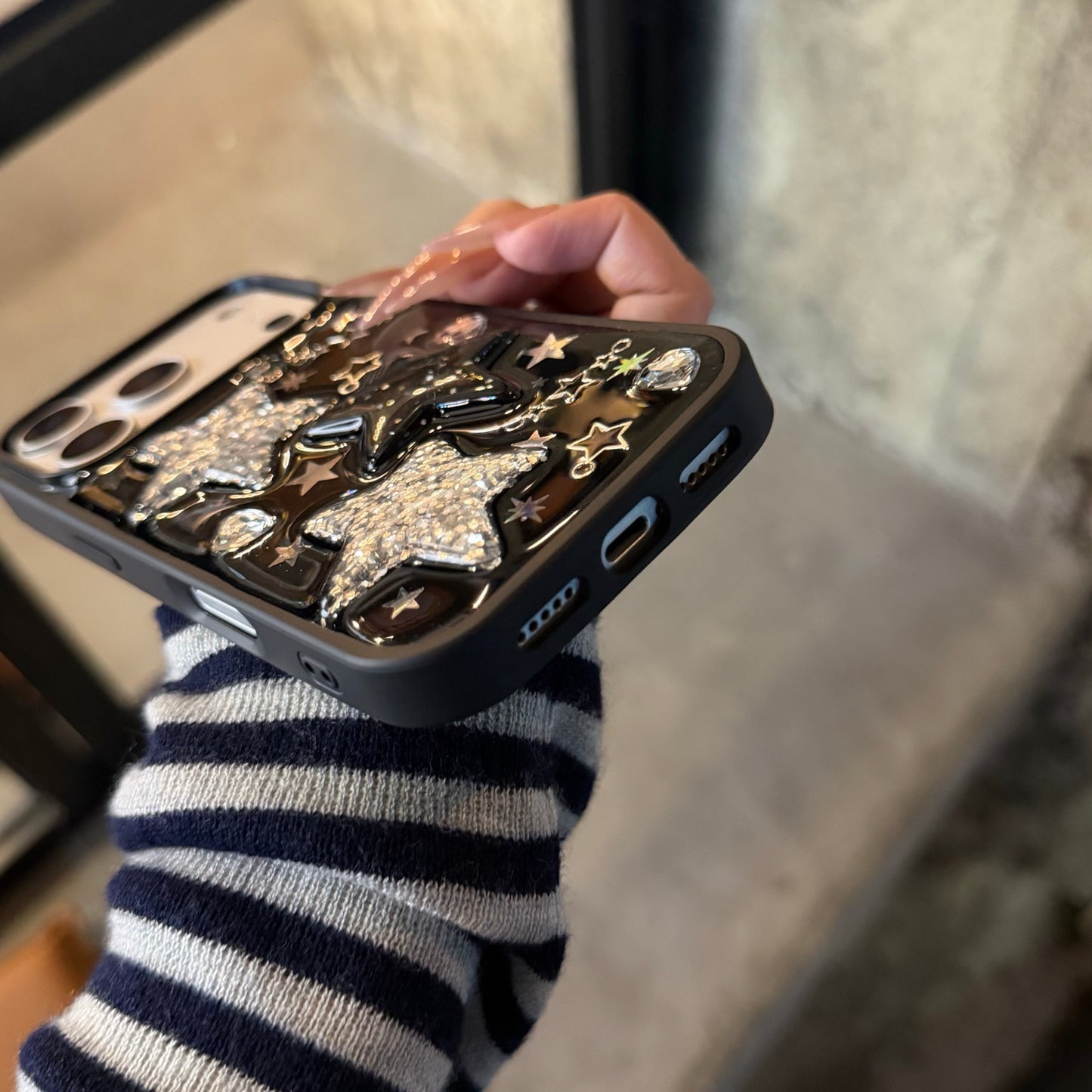 Sweet and cool metallic star phone case