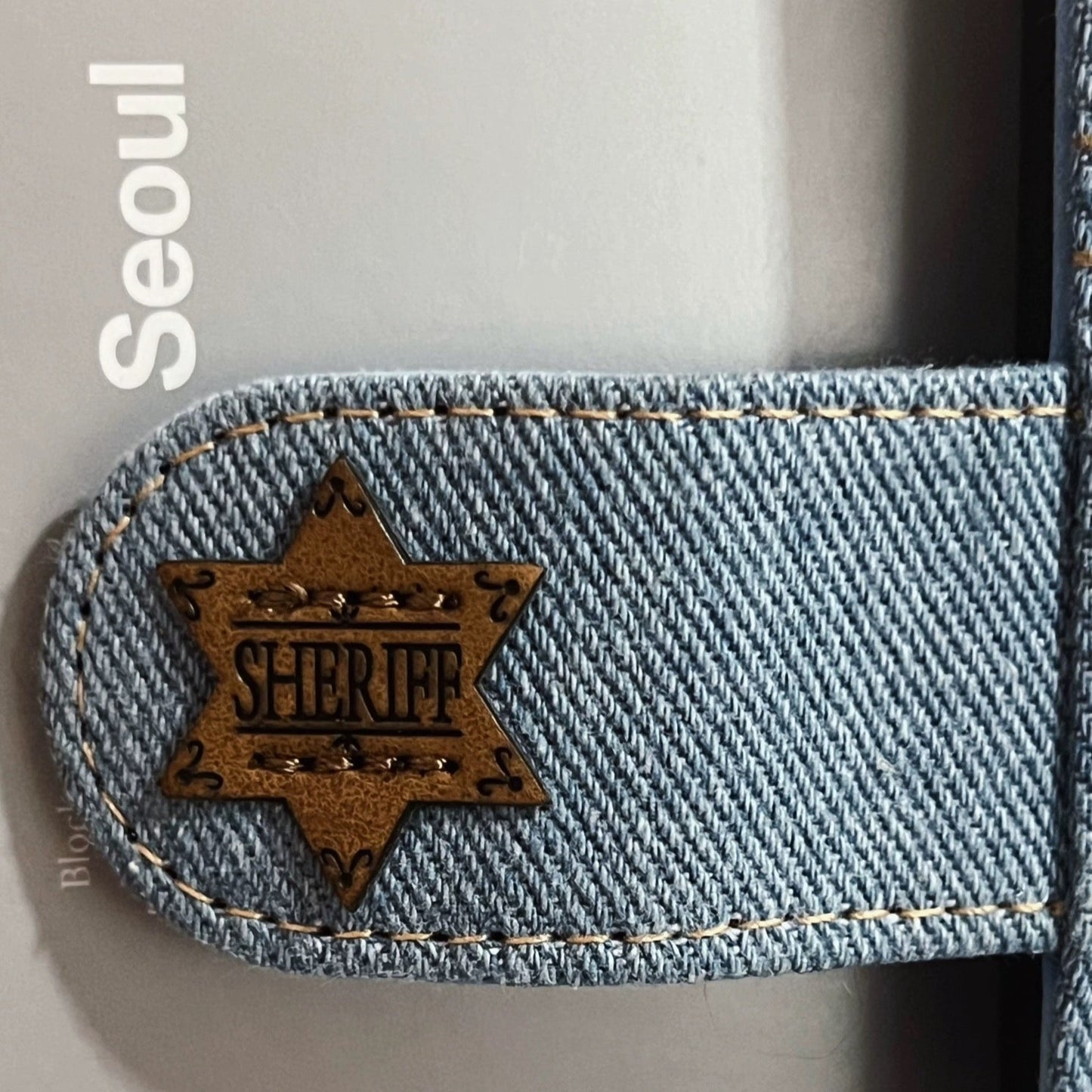 Creative Limited Edition Denim Embroidery Flip Phone Case