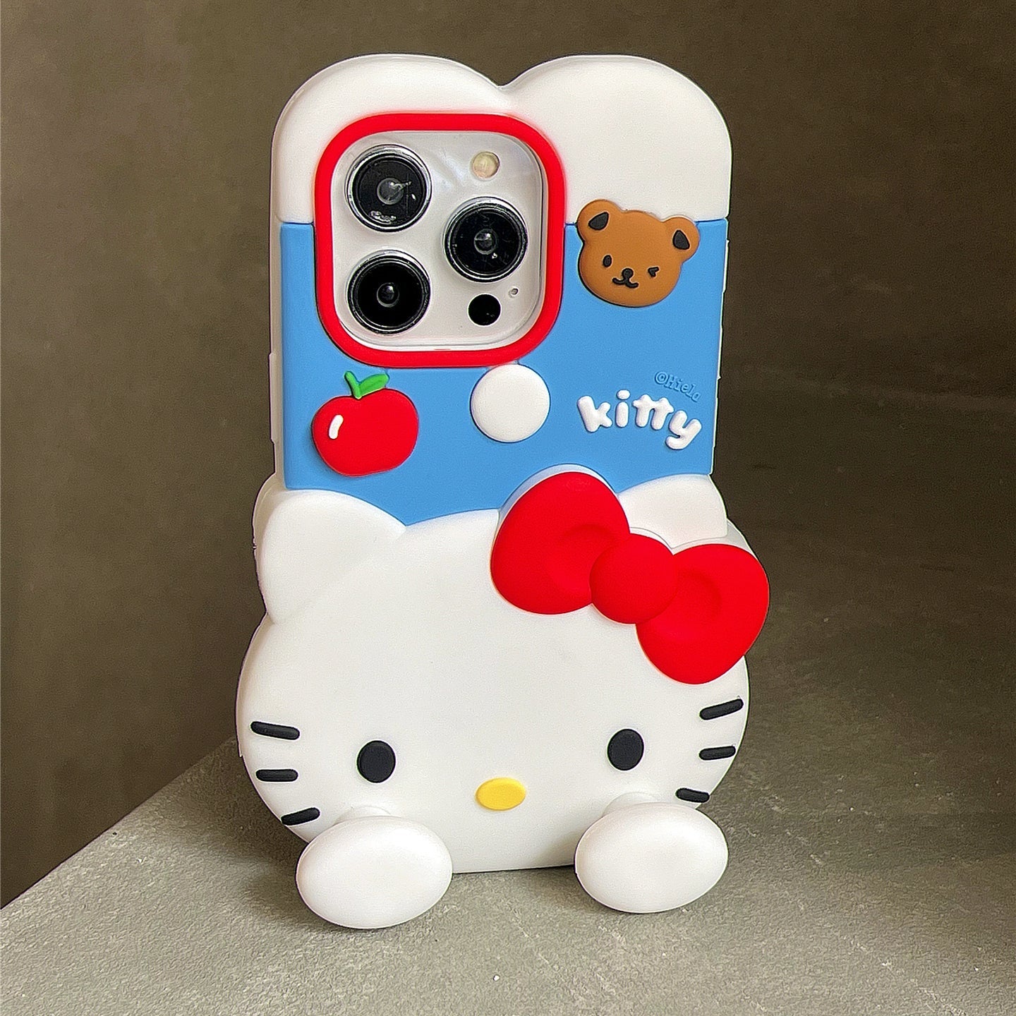 Cute Kitty phone case with stand
