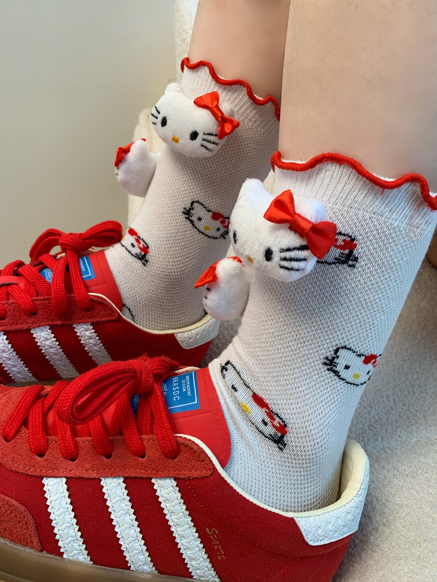 Cute cat flower trim breathable socks