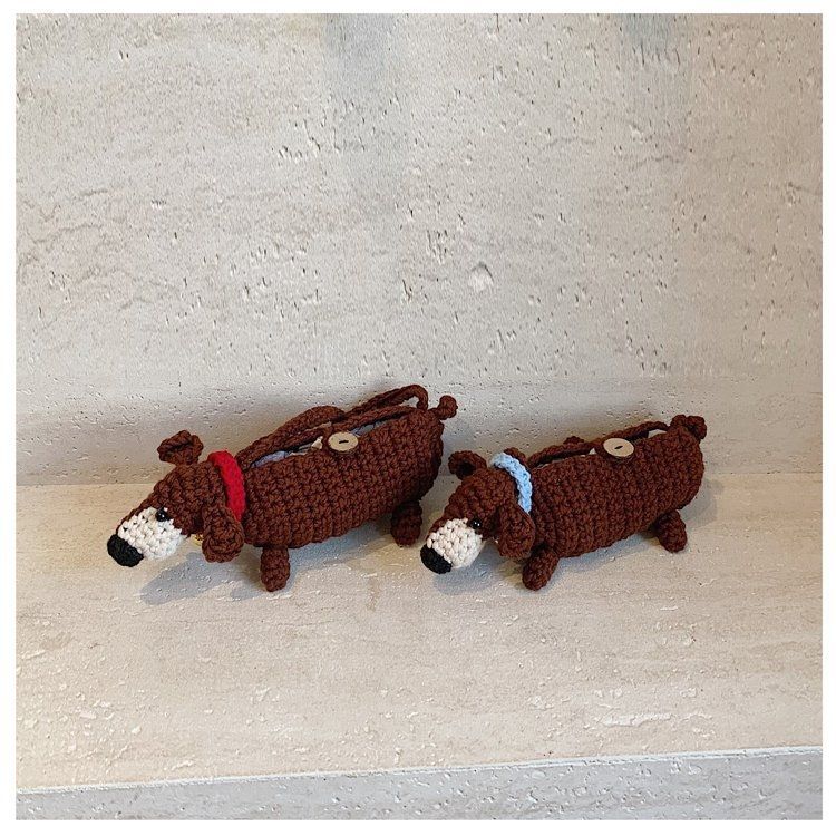 Dachshund Hand-woven Cell Phone Coin Bag