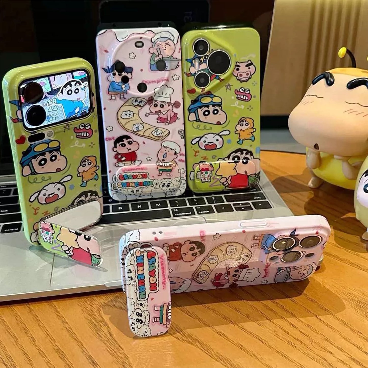 Crayon Shin-chan Portable Mirror Phone Case