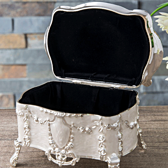 Vintage Alloy Jewelry Box