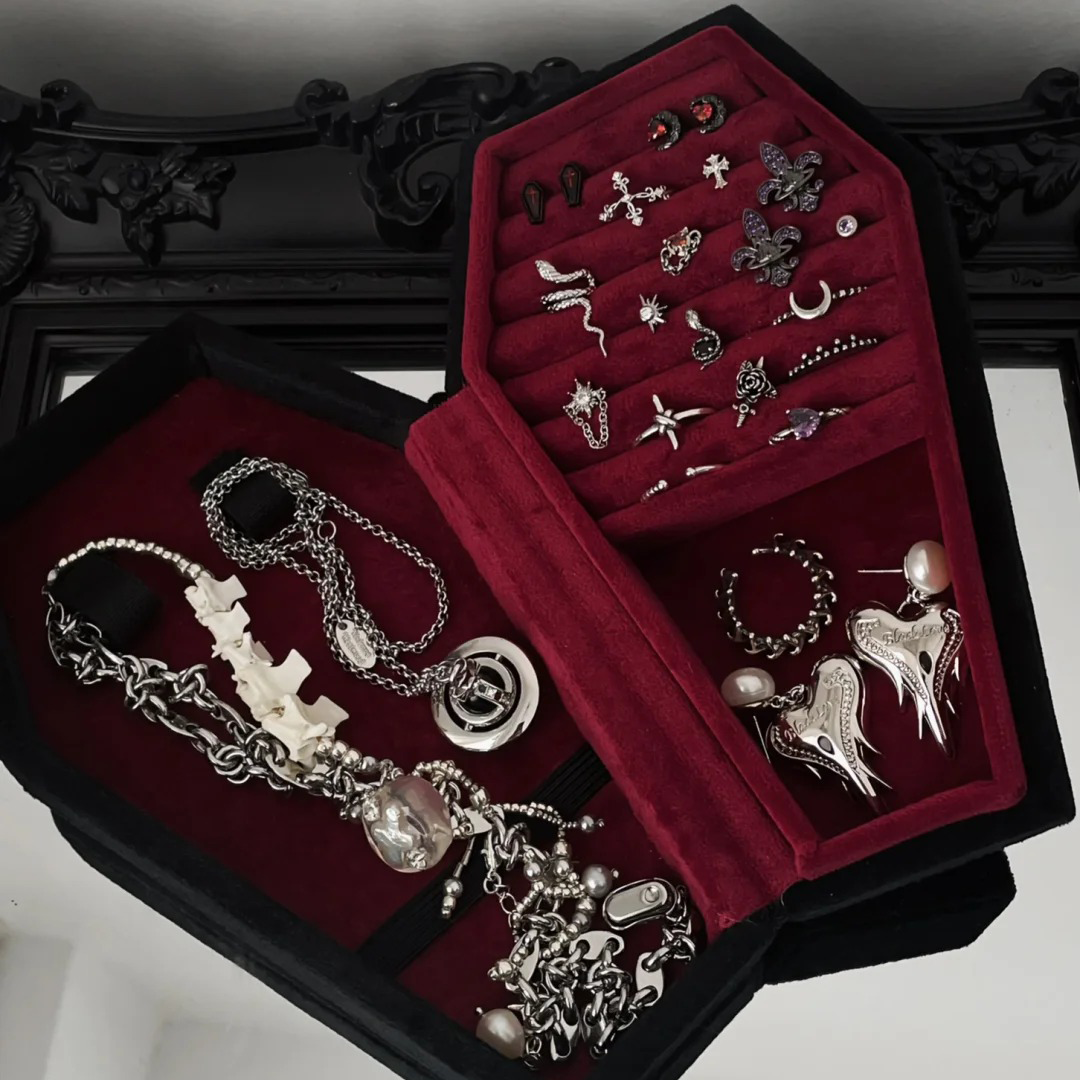 Coffin jewelry box
