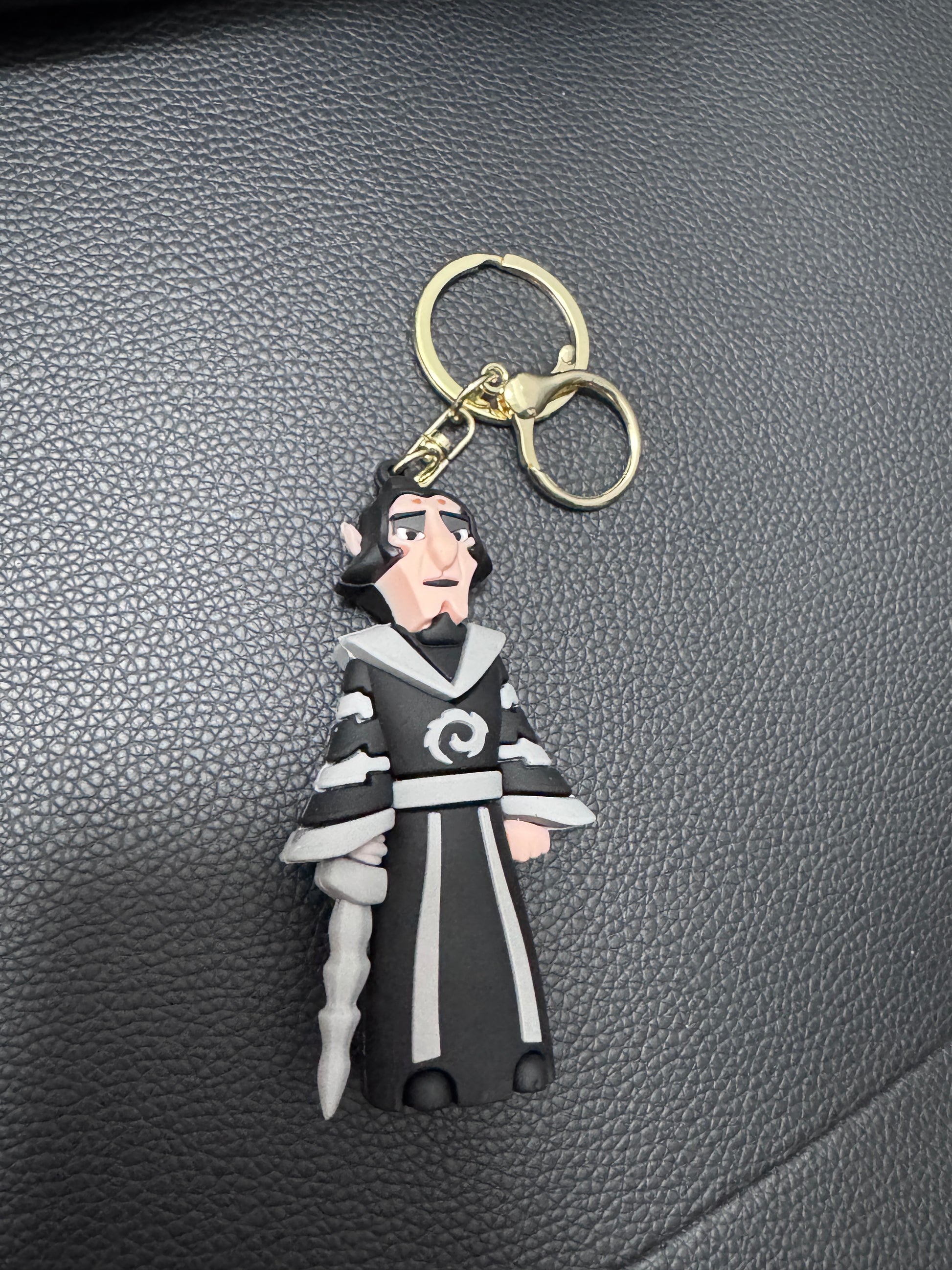 Round bottle Shen Gongbao pendant