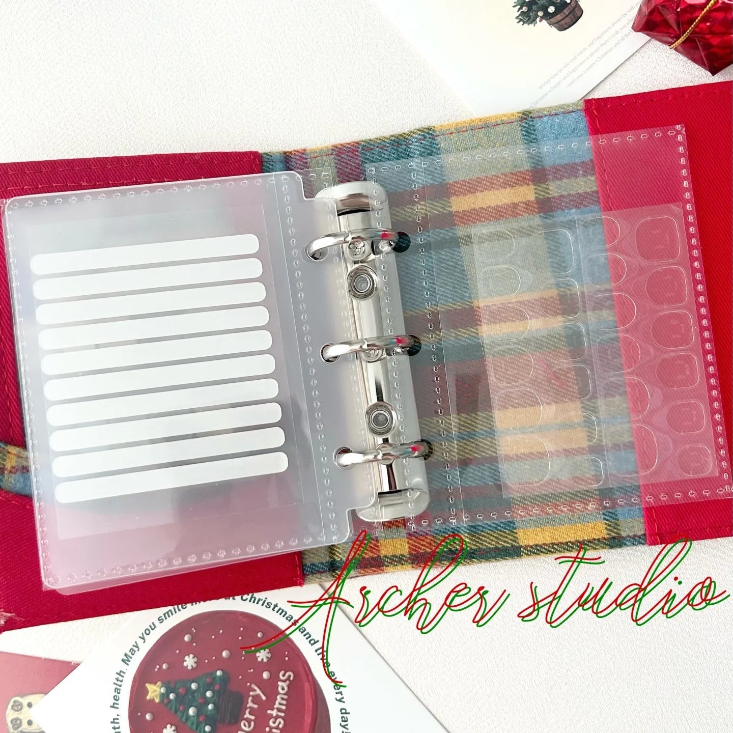 Loose-leaf nail wallet