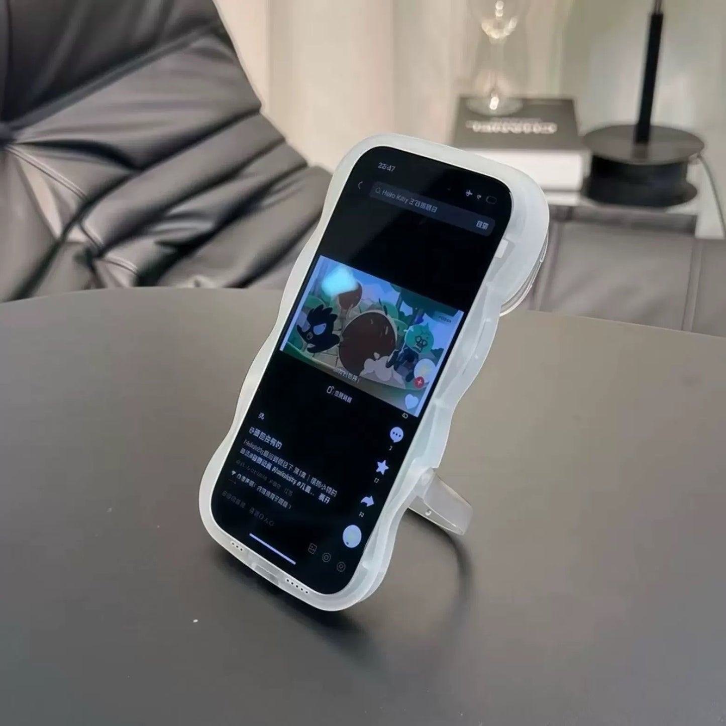 Full-screen leopard print Kitty dual-stand phone case