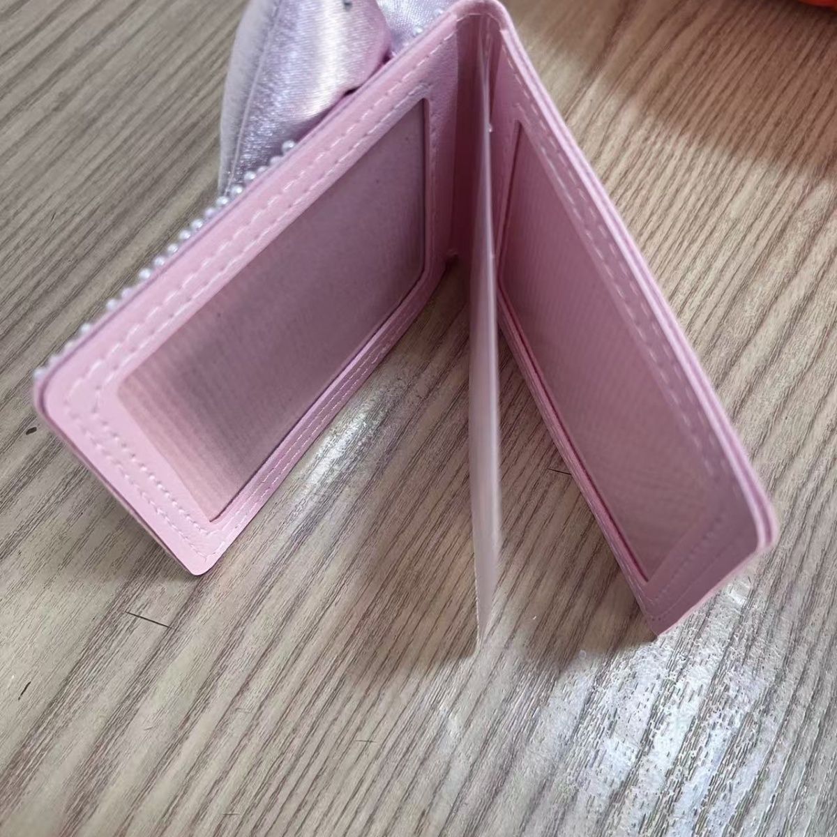 Hello Kitty Driver's License Holder / Card Case