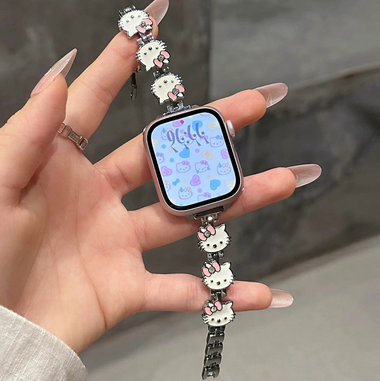 Apple Watch Series 11 Cute Hello Kitty Bracelet with Metal Strap, Apple Watch Series 9 SE