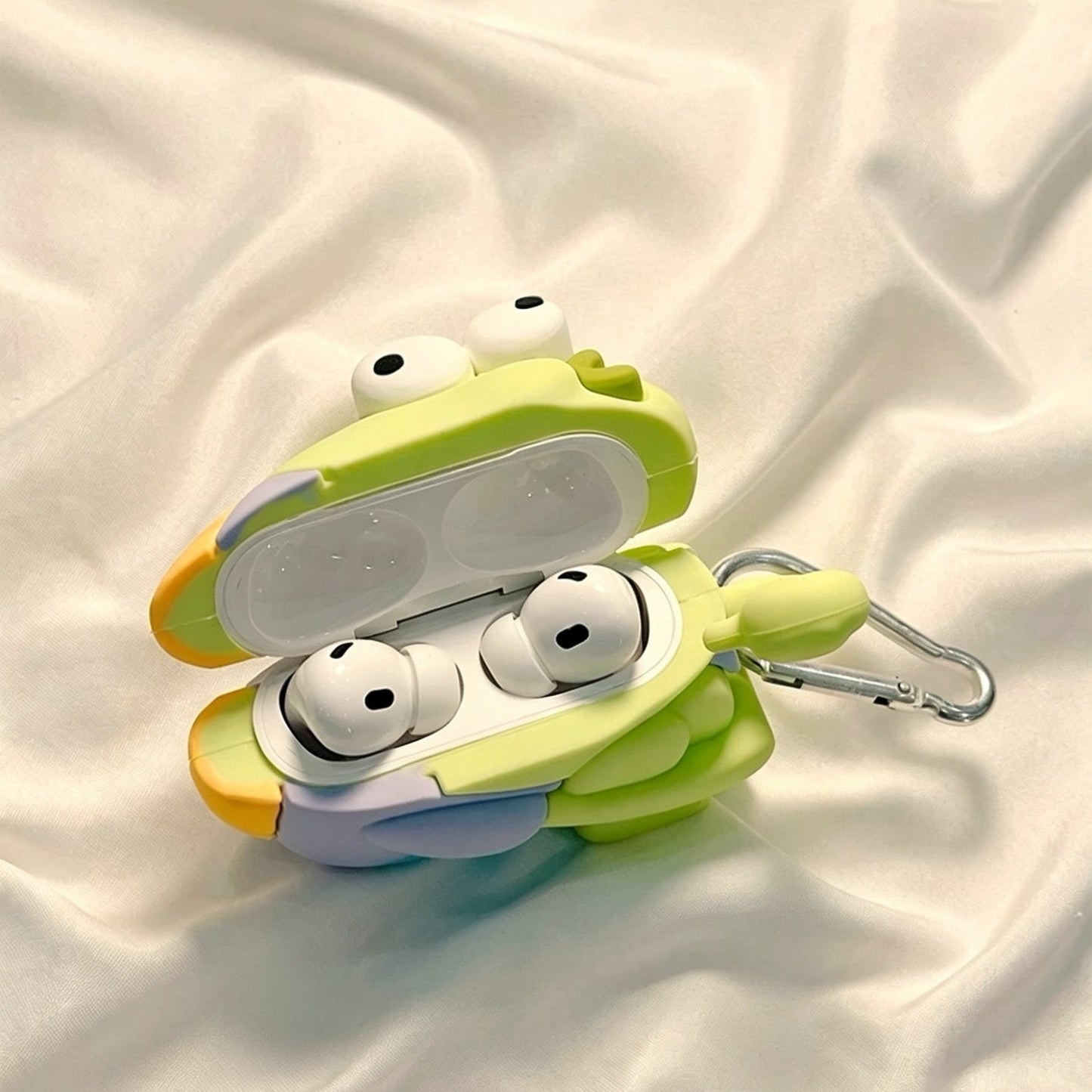 Clownfish Headphone Case (Resident of Green Bikini Bottom)