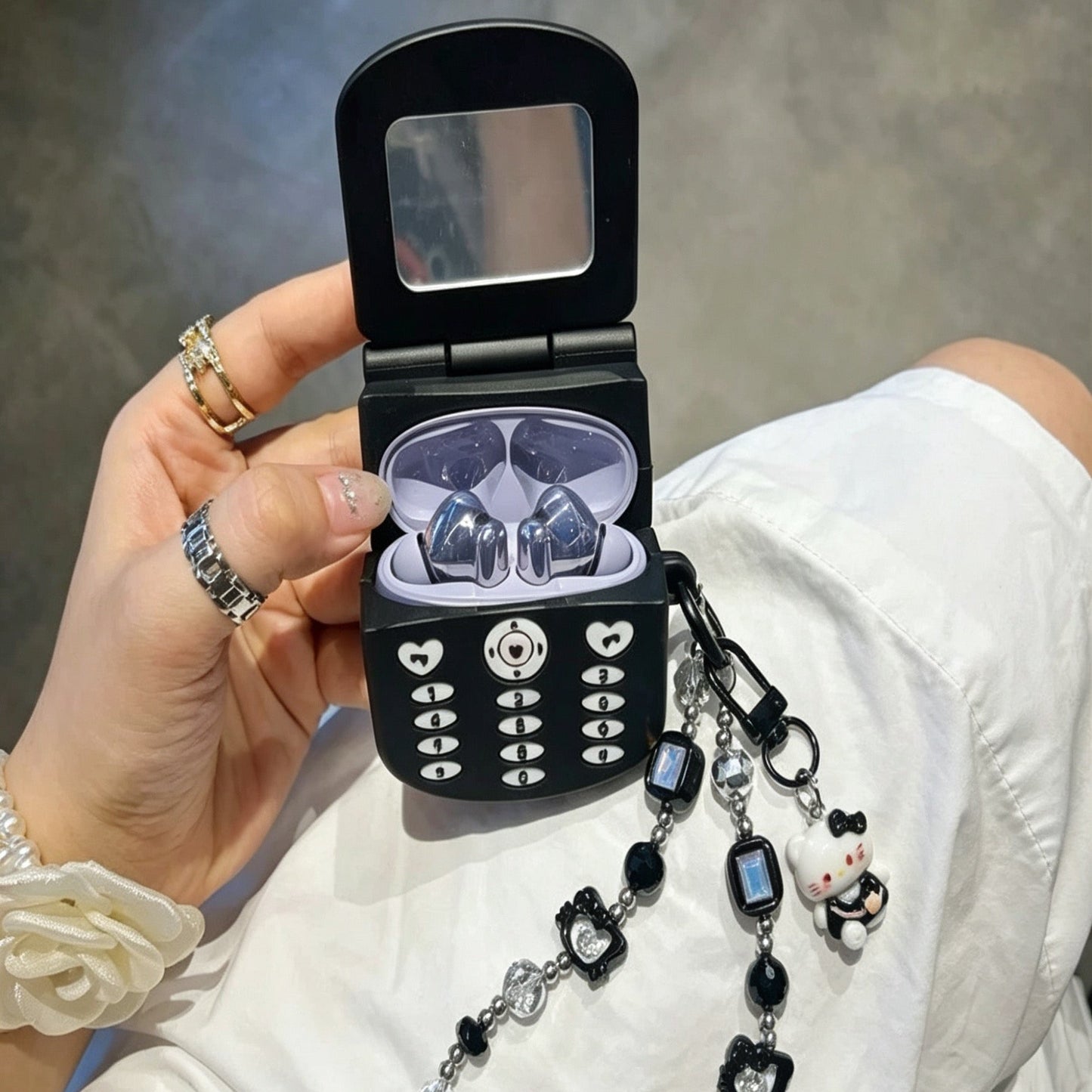 Dark phone makeup mirror earphone protective case