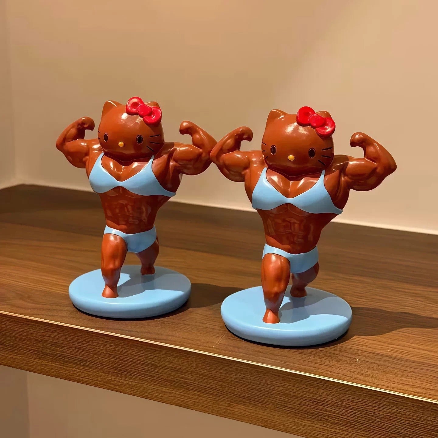 Lucky Muscle Kitty Cat Decorative Ornament Watch Hair Tie Storage Gift