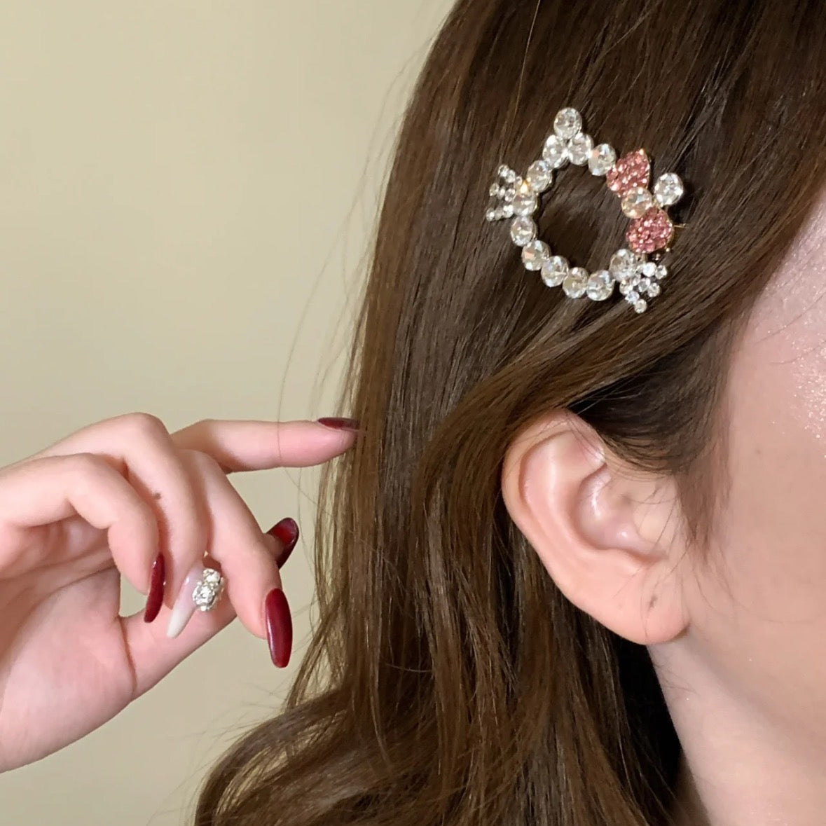 Hello Kitty Bow Hair Clip / Bangs Clip