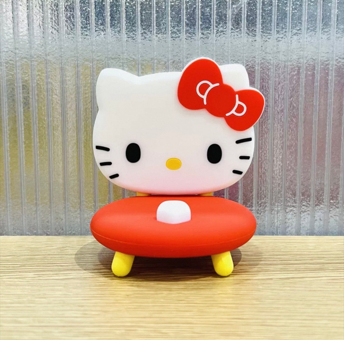 Sanrio Hello Kitty Family Mini Stool Phone Holder & Desktop Ornament