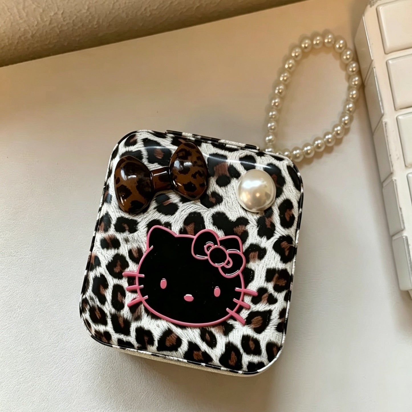 Leopard-print Hello Kitty jewelry box