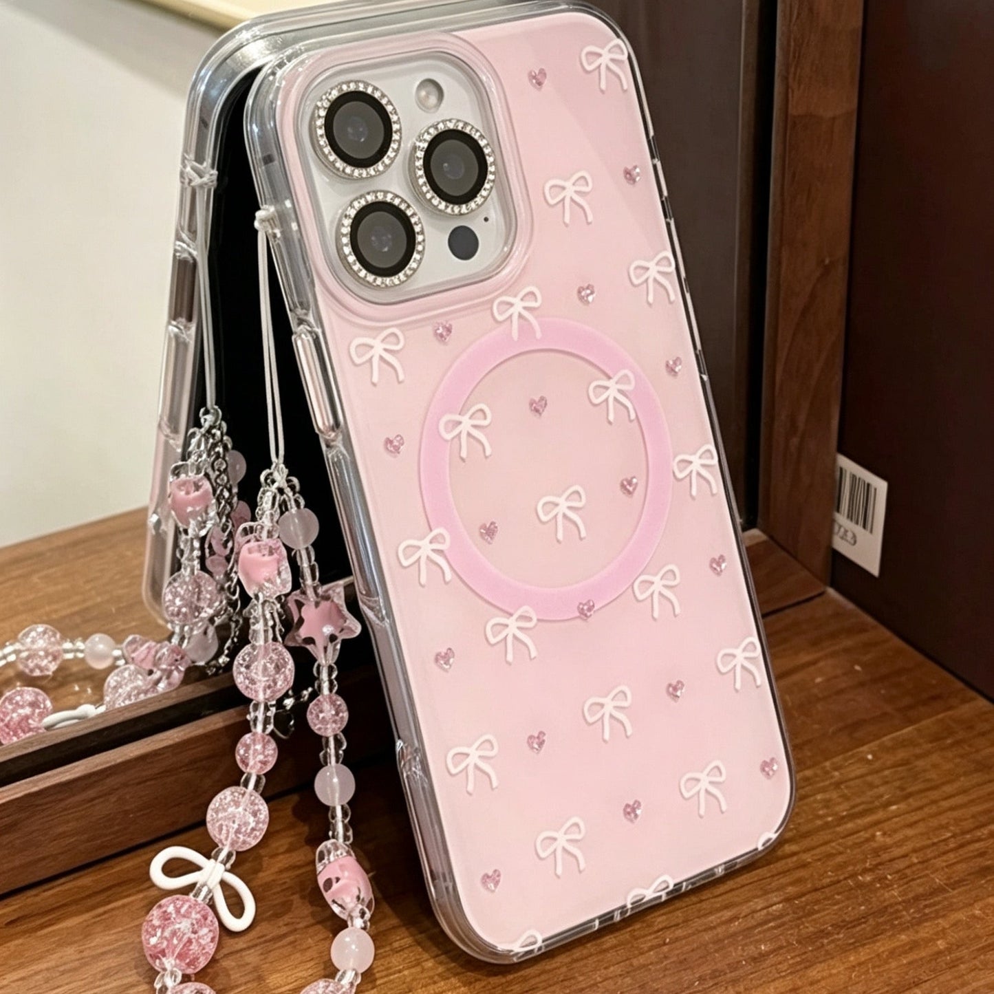 Screen-filling pink diamond hearts and bows + foldable stand + wrist strap