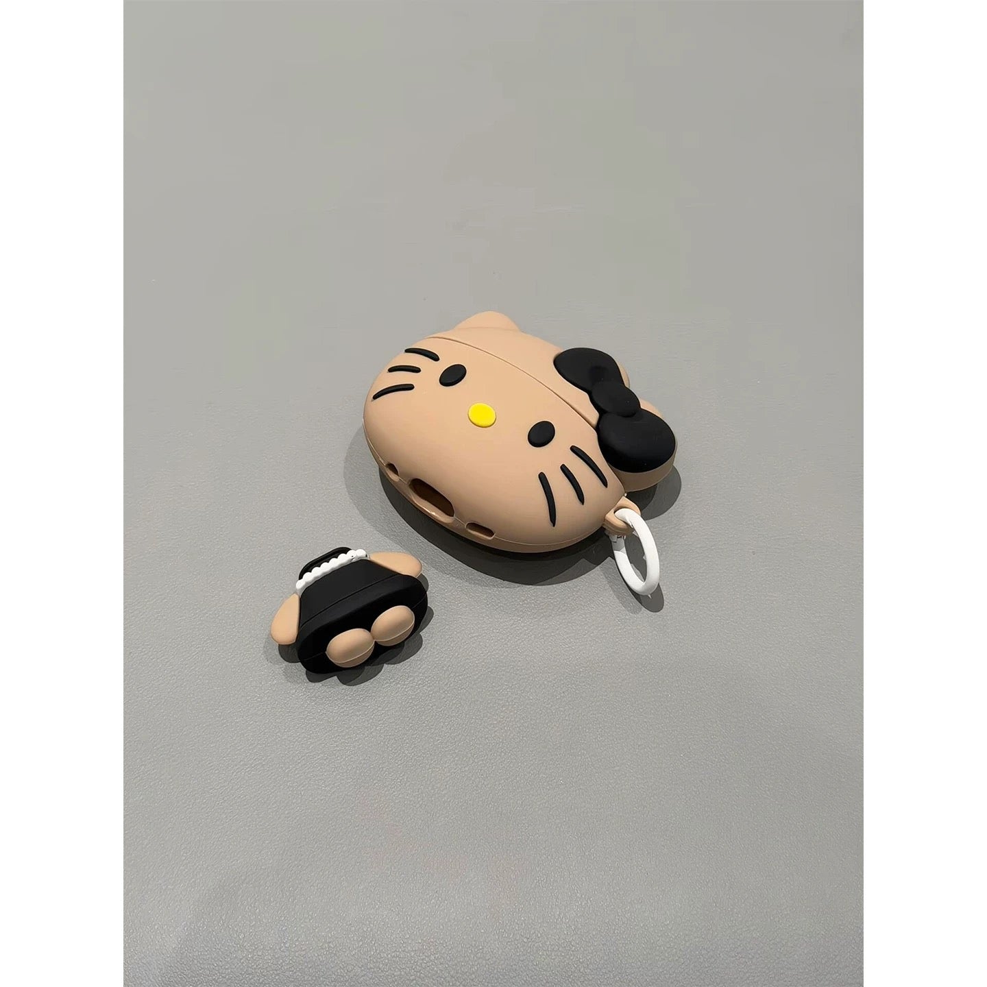 Kitty black lanyard charm, Apple earphone protective case
