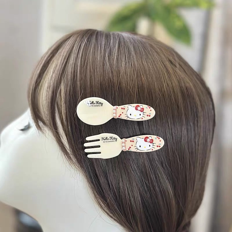 Hello Kitty spoon hair clip