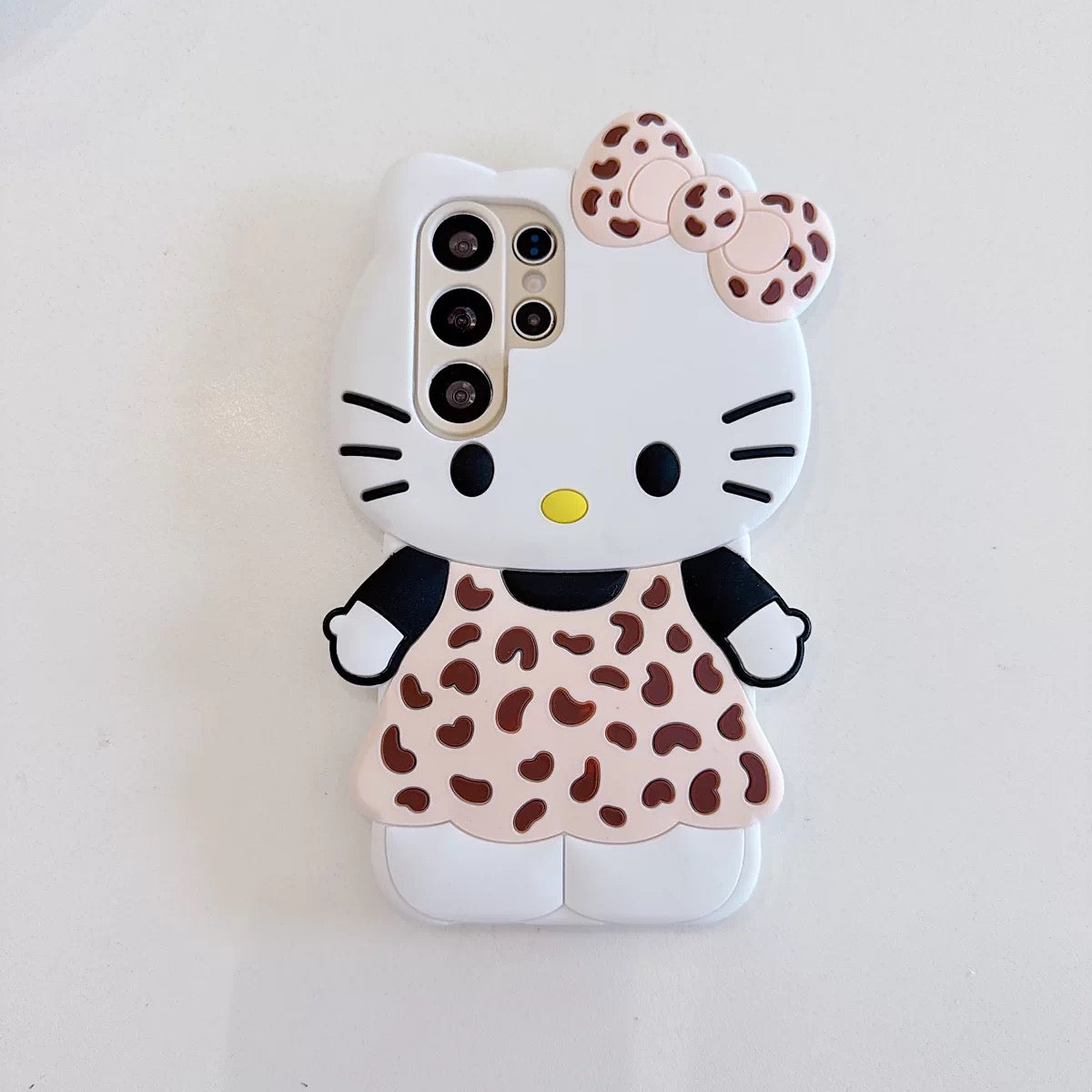 Trendy Leopard-Print Hello Kitty Phone Case