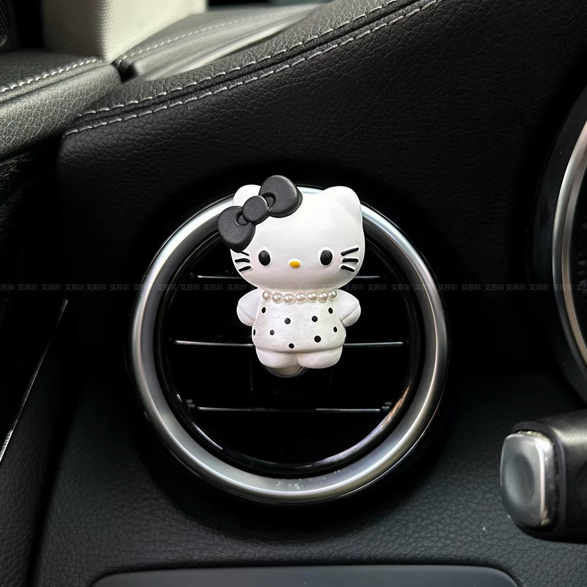 Hello Kitty bag/slipper-shaped car air vent perfume/aromatherapy car interior accessory