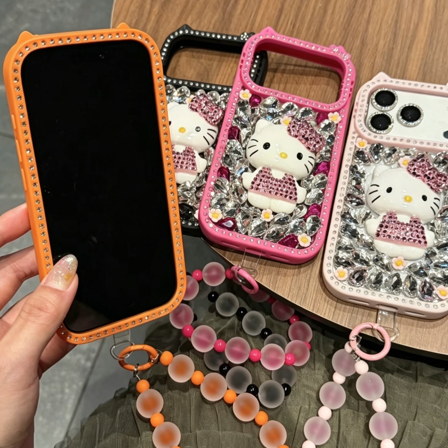 Cute rhinestone-studded Hello Kitty phone case (Instagram style)