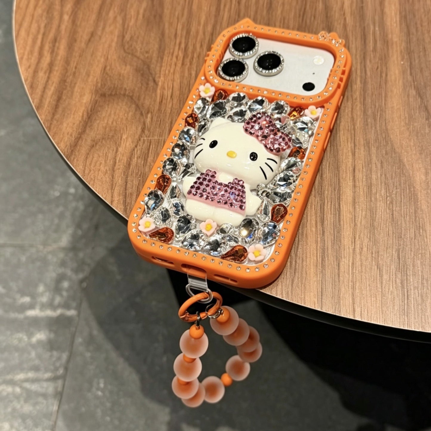 Cute rhinestone-studded Hello Kitty phone case (Instagram style)