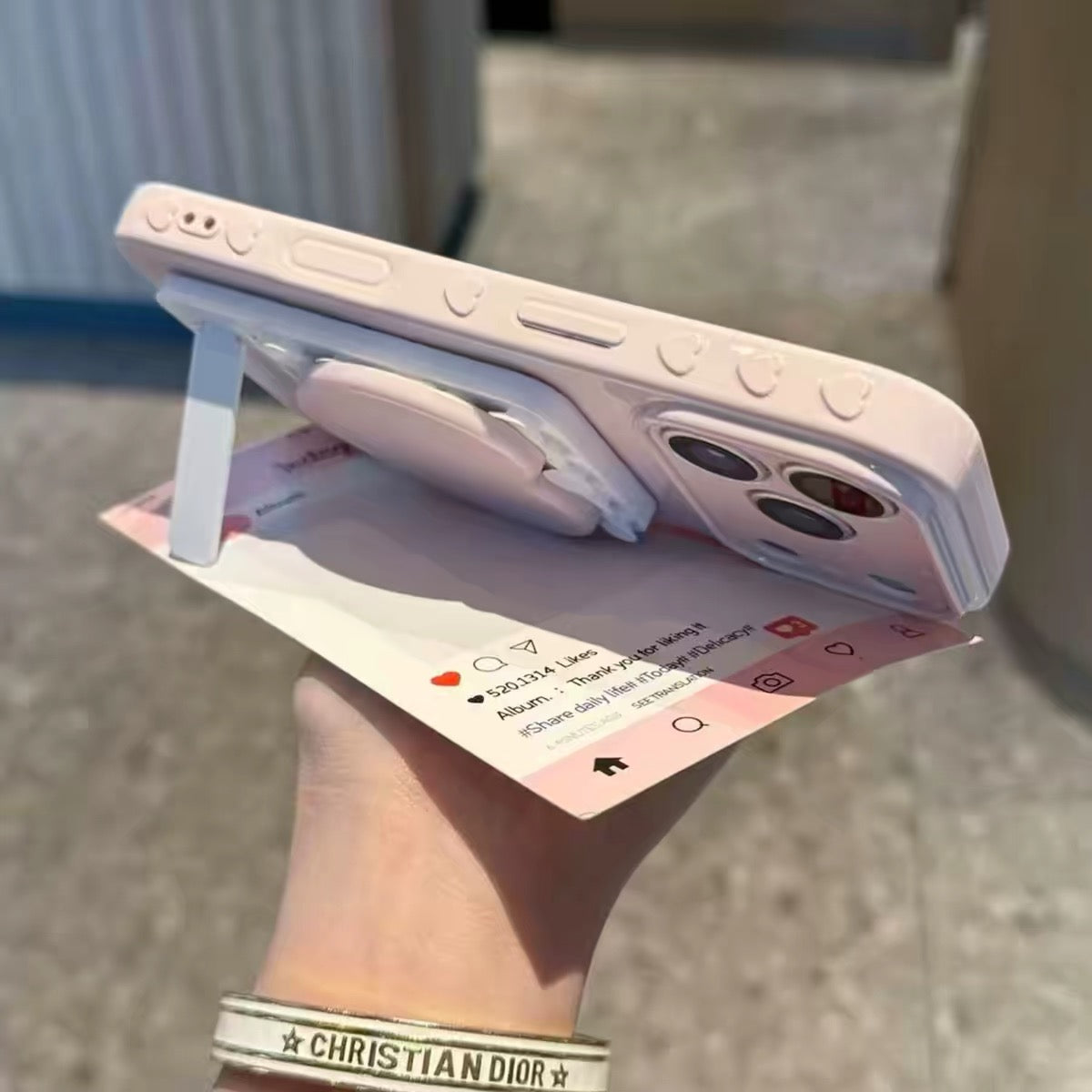 Heart-shaped mirror suction-cup phone case