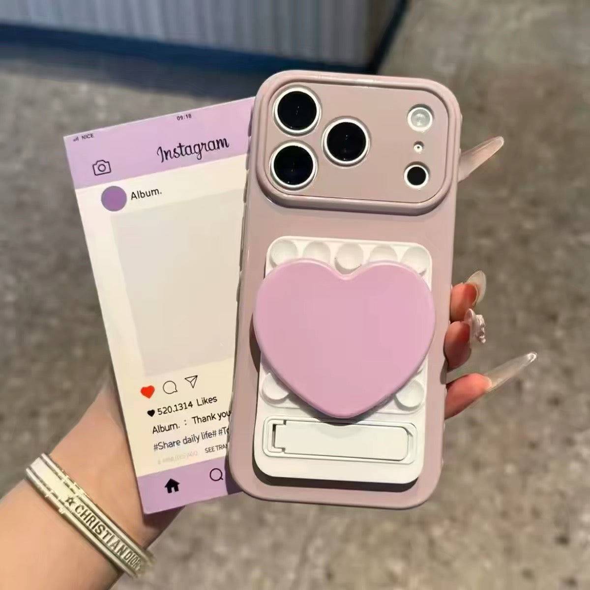Heart-shaped mirror suction-cup phone case