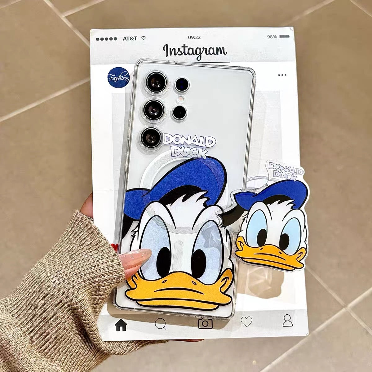 Magnetic Stand + Wrist Strap Phone Case for Samsung (Donald Duck Design)