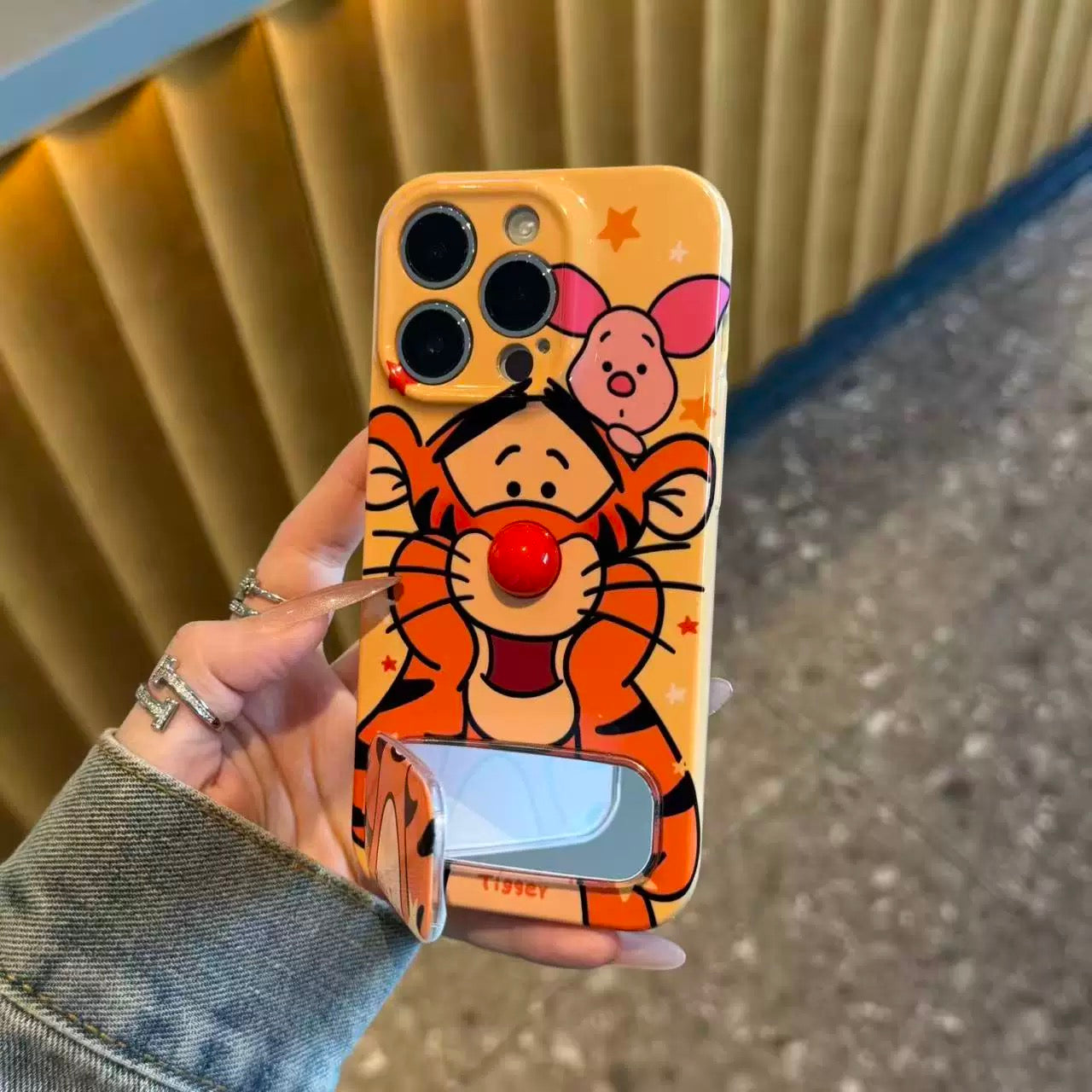 Winnie the Pooh and Tigger Mirror Stand Phone Case
