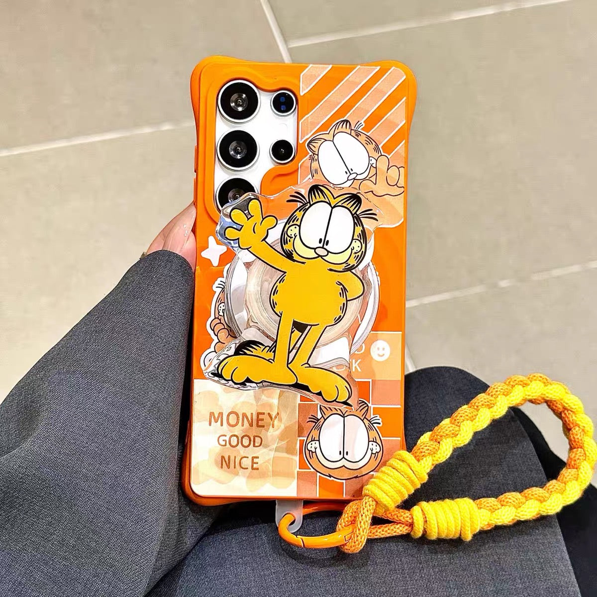 Suitable for Samsung Galaxy S24+ / S24 Plus (Tiger & Garfield) Phone Case with Kickstand and Wrist Strap