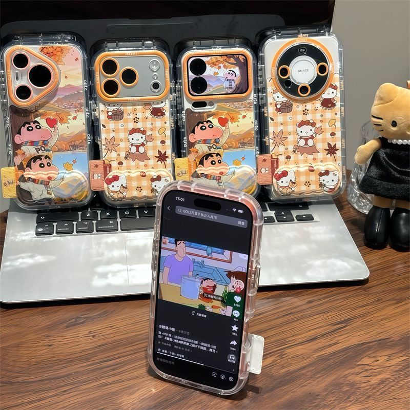 Maple Leaf Hello Kitty & Shin-chan Mirror Phone Case
