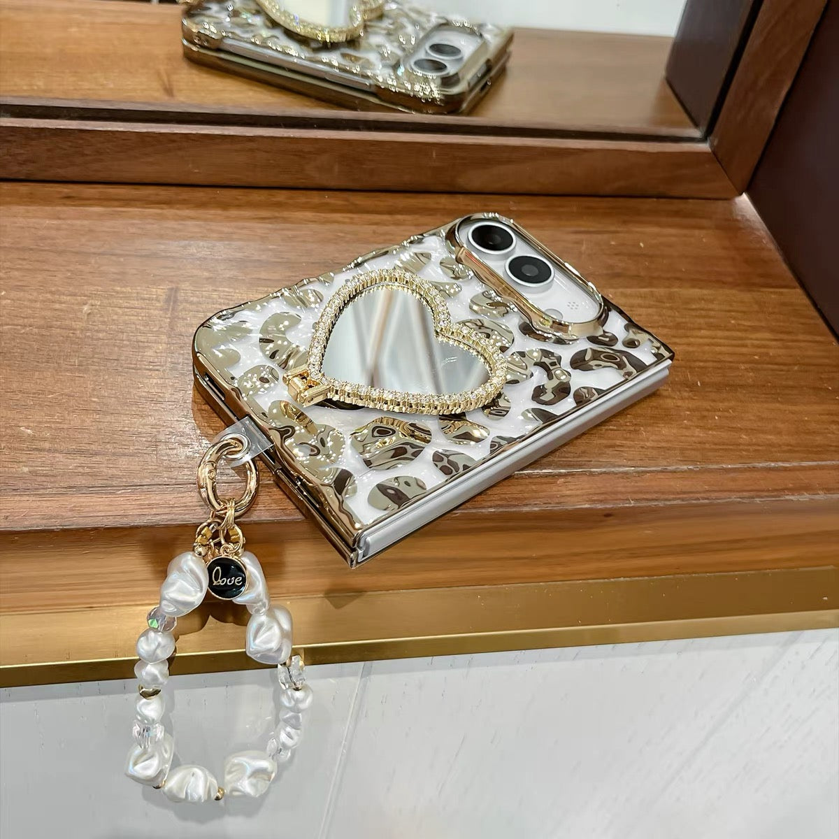 Drop-resistant gold leopard-print case for iPhone Duo foldable phone