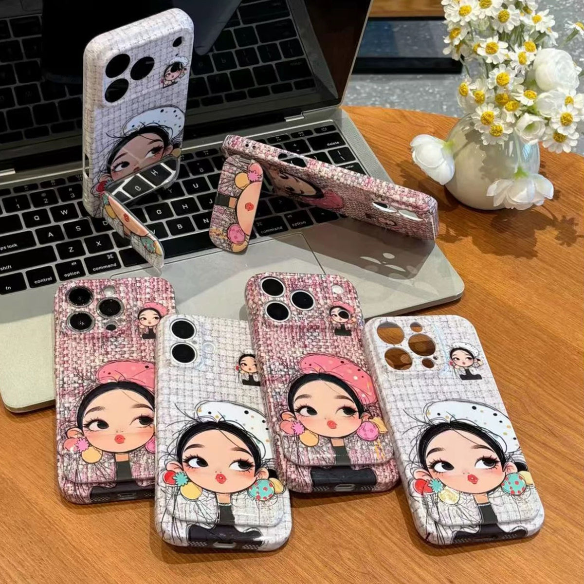 Beret-wearing girl mirror-stand phone case