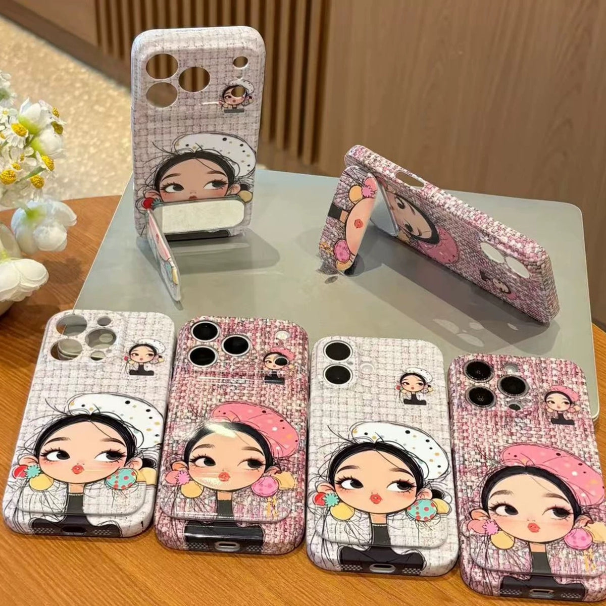 Beret-wearing girl mirror-stand phone case