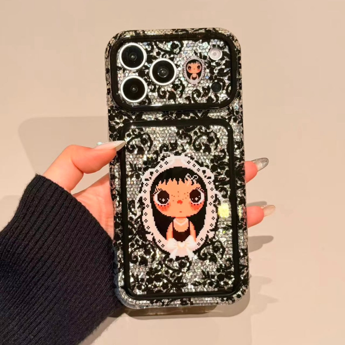 Cute black lace mirror phone case with a small jade-style accent.