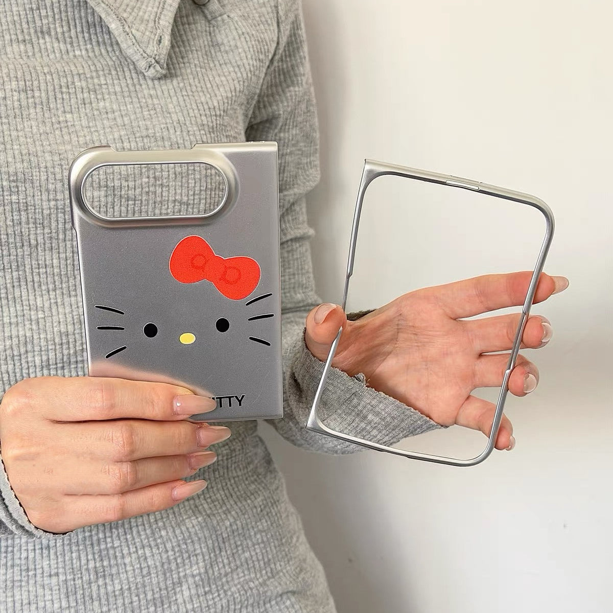 Silver Bow Hello Kitty iPhone Duo Foldable Phone Case