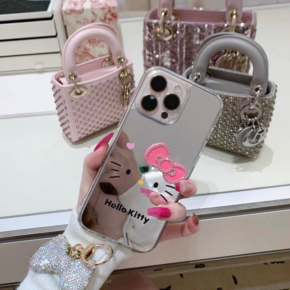 Hello Kitty Bow Sweet-Style Mirrored Rhinestone-Embellished Phone Case with Chain