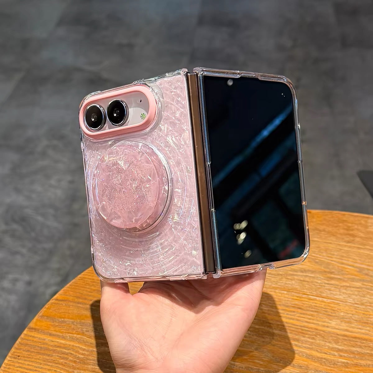 New Magnetic Phone Case with Gilded Mother-of-Pearl Wave Pattern