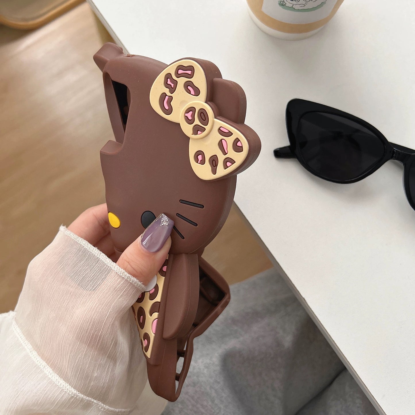 Coque de téléphone Samsung à motif léopard et nœud papillon chat