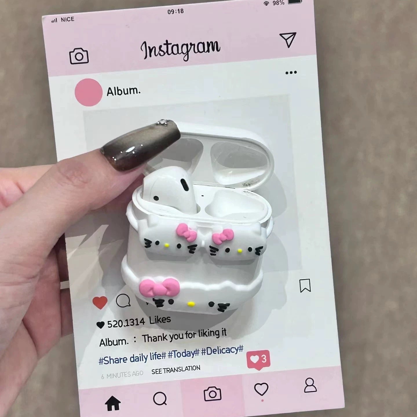 Hello Kitty bikini earphone case