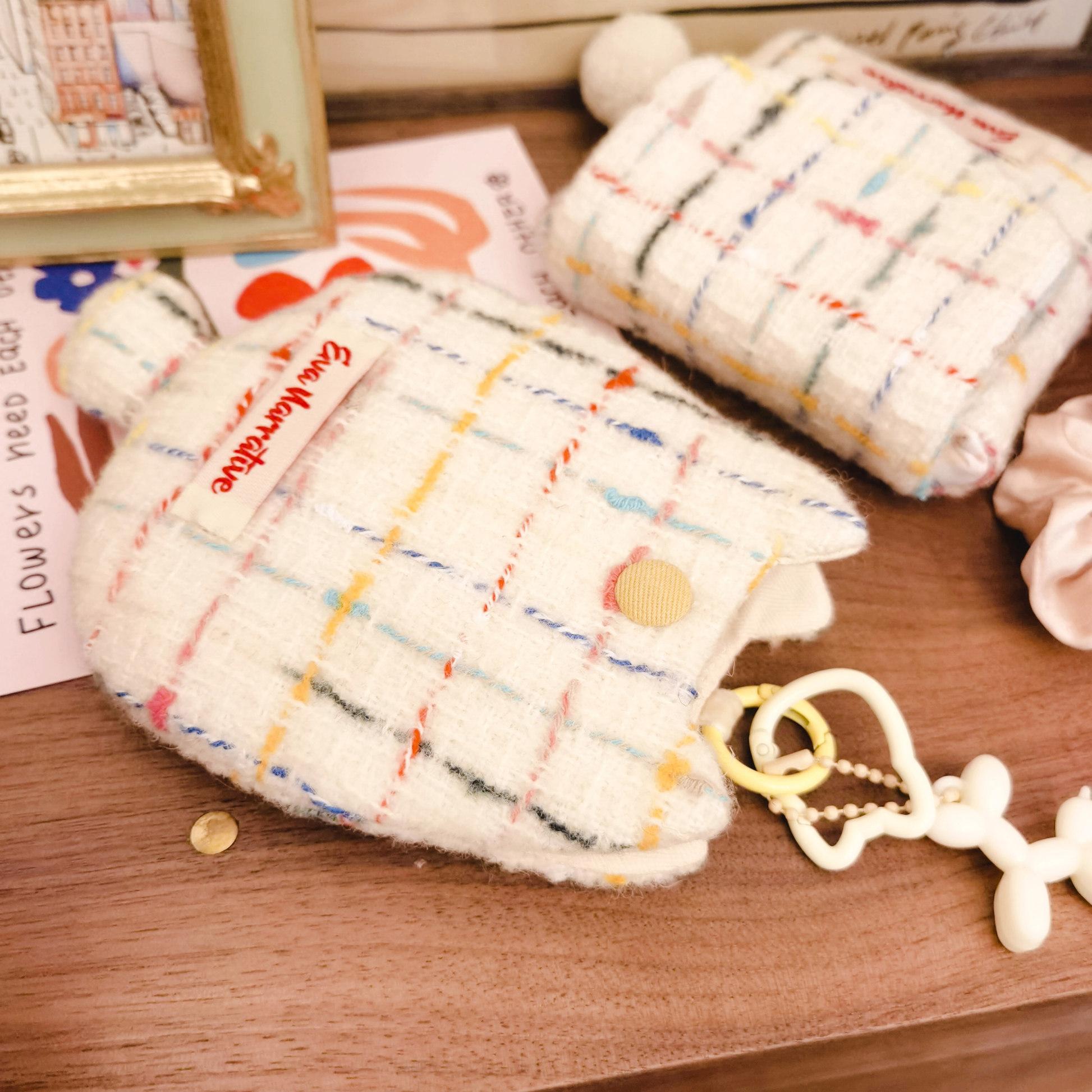 Cat portable lipstick storage bag