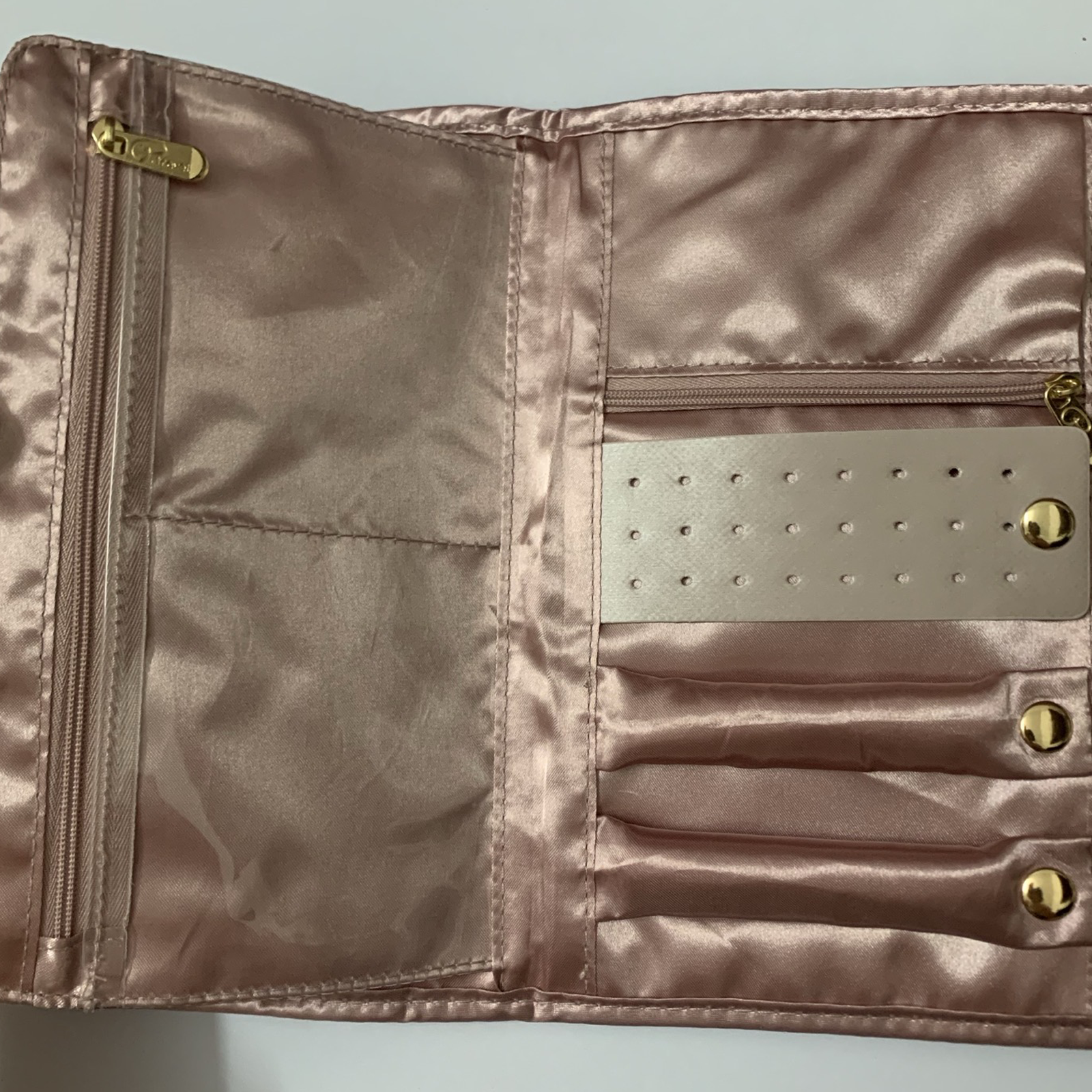 Multifunctional foldable jewelry bag