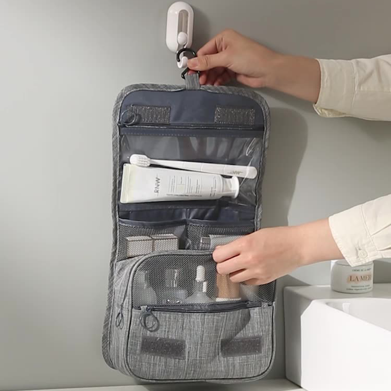 Travel toiletry bag