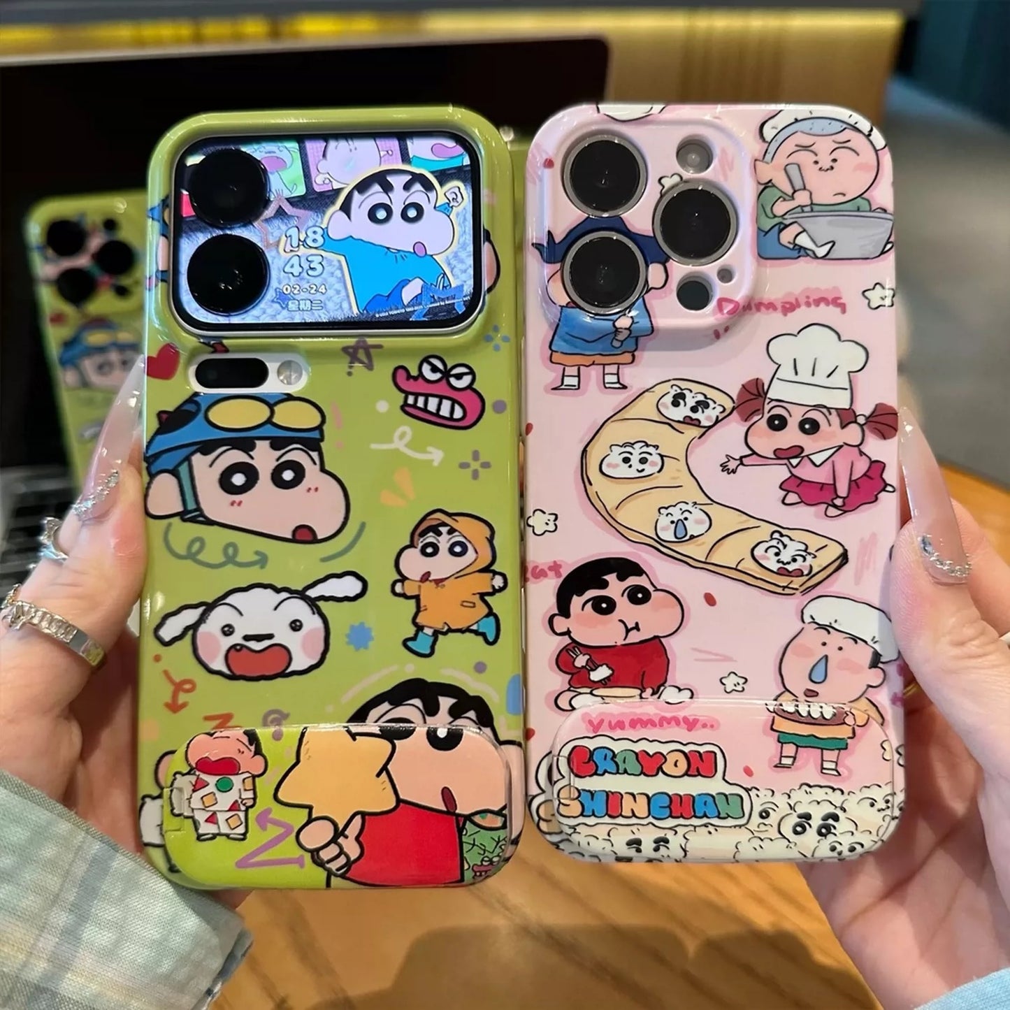 Crayon Shin-chan Portable Mirror Phone Case
