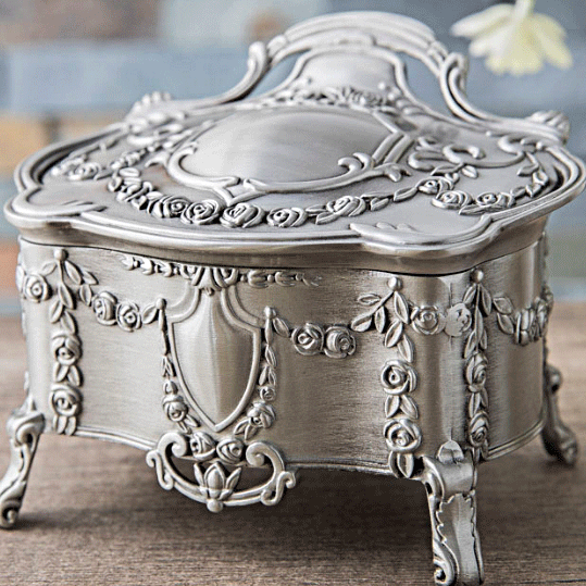 Vintage Alloy Jewelry Box