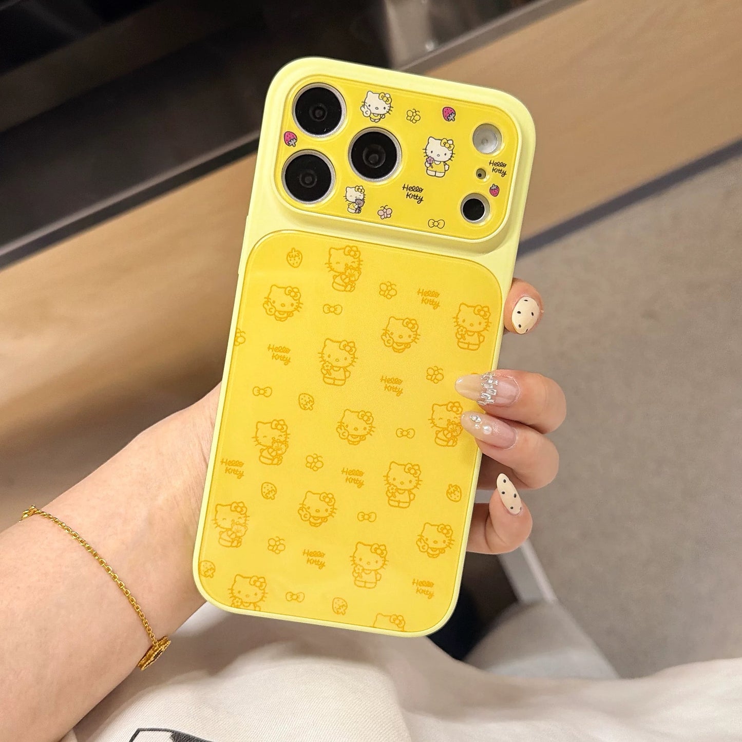 Line-Art Hello Kitty Phone Case with Short Lanyard
