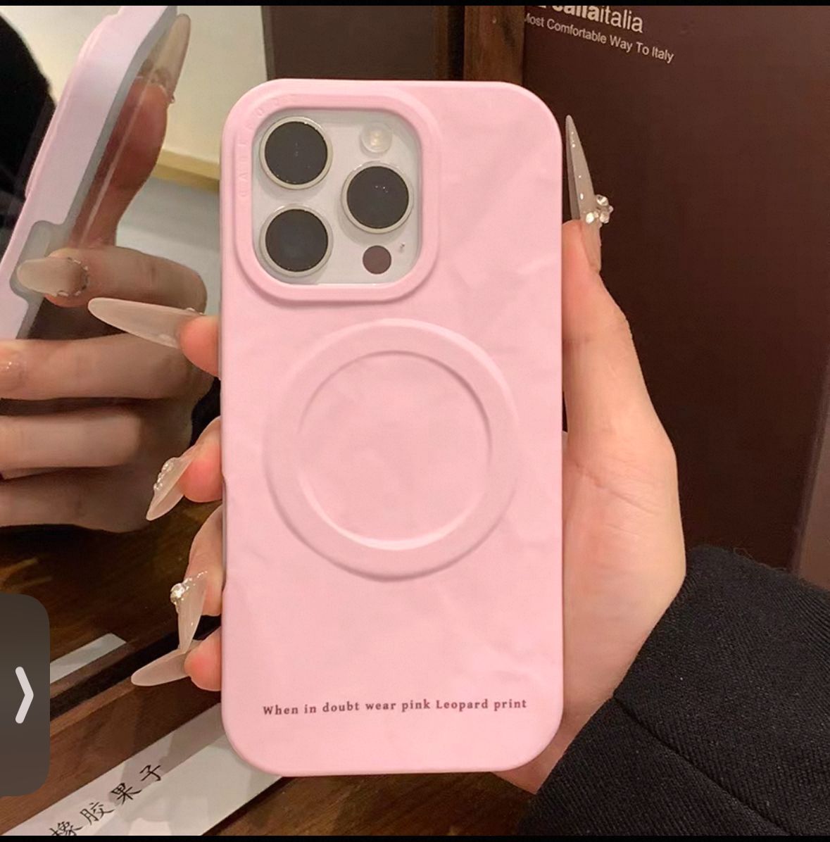 Minimalist Magnetic Phone Case with Stand